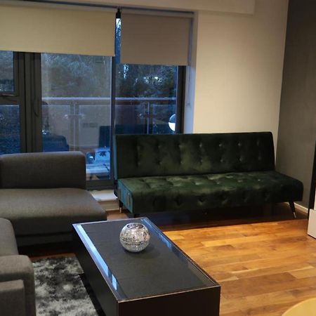Immaculate 1-Bed Apartment In London Exterior photo